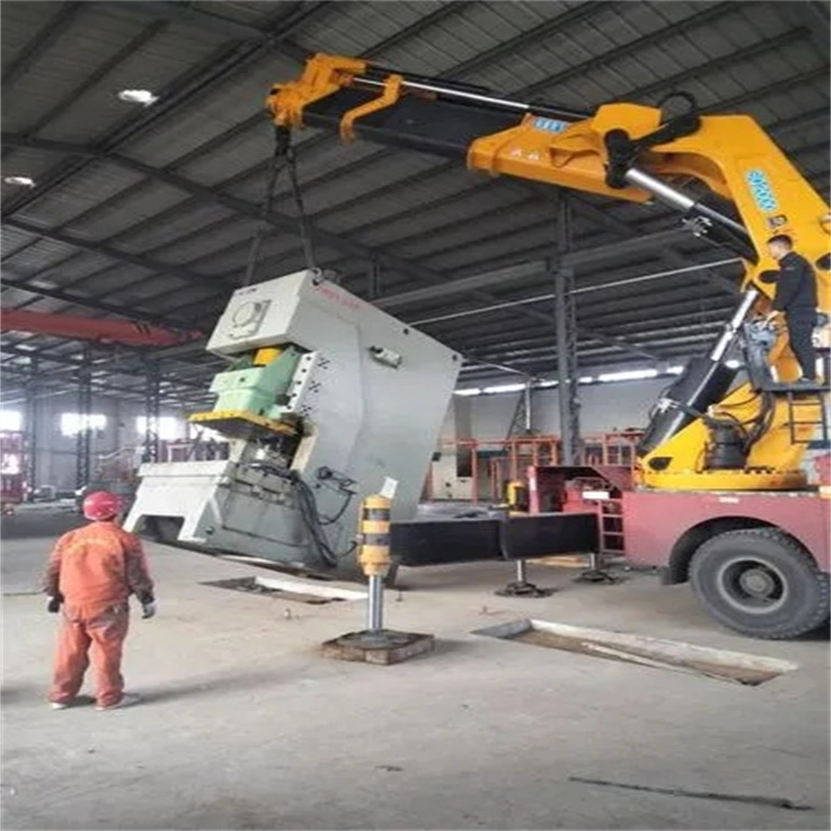 南京浦口80吨折臂吊车出租附近电话